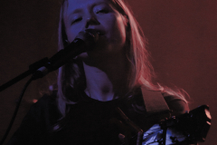 Alice-Phoebe-Lou-Malena-Ch-05