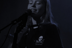 Alice-Phoebe-Lou-Malena-Ch-06