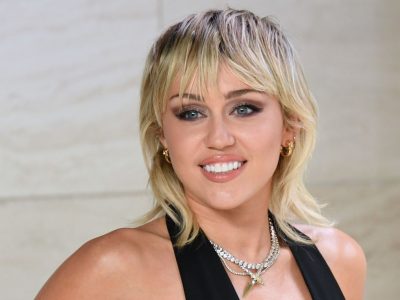 Miley Cyrus anuncia el lanzamiento de su nuevo disco, ‘Plastic Hearts’